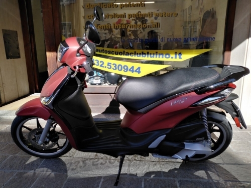 Patente moto di tutte le categorie - Autoscuola Club Luino Alfredo